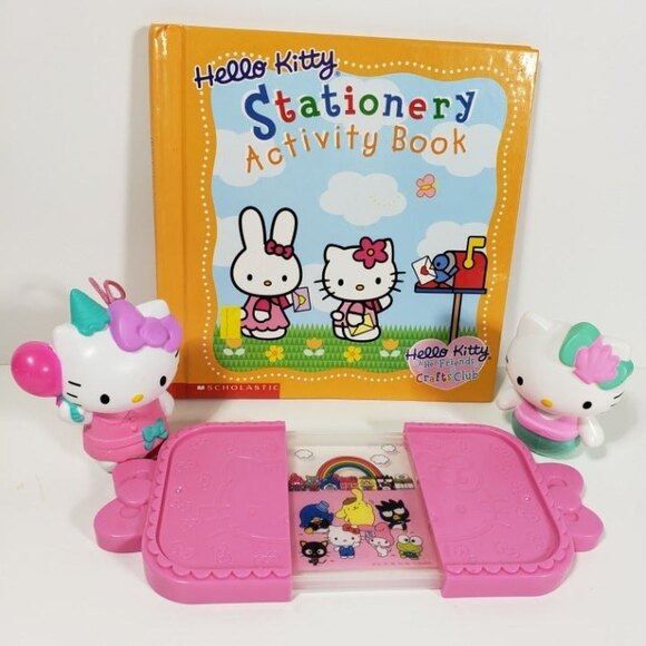 Sanrio Hello Kitty Toys & Book Lot Animation Cat Character - Picture 1 of 11